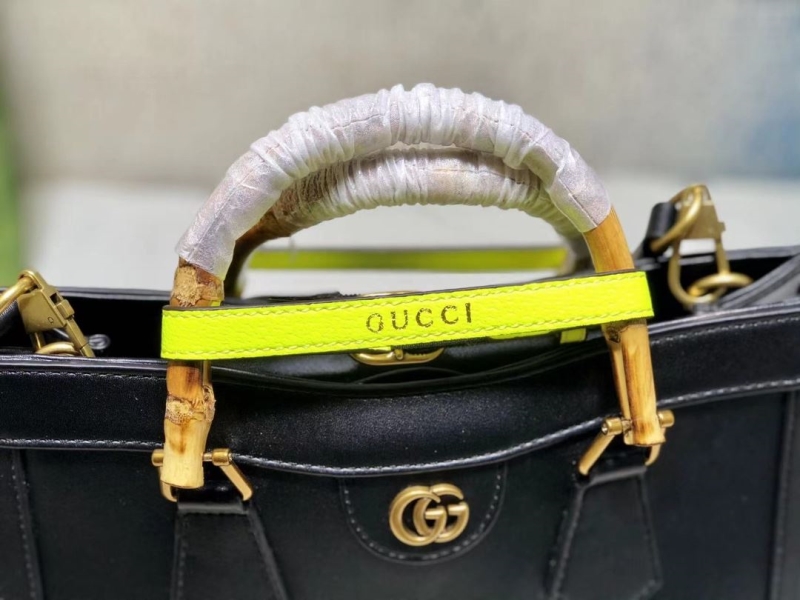 Gucci Shopping Bags